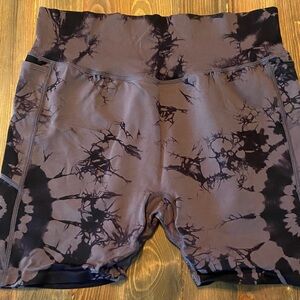 PINK active seamless tie dye bike shorts